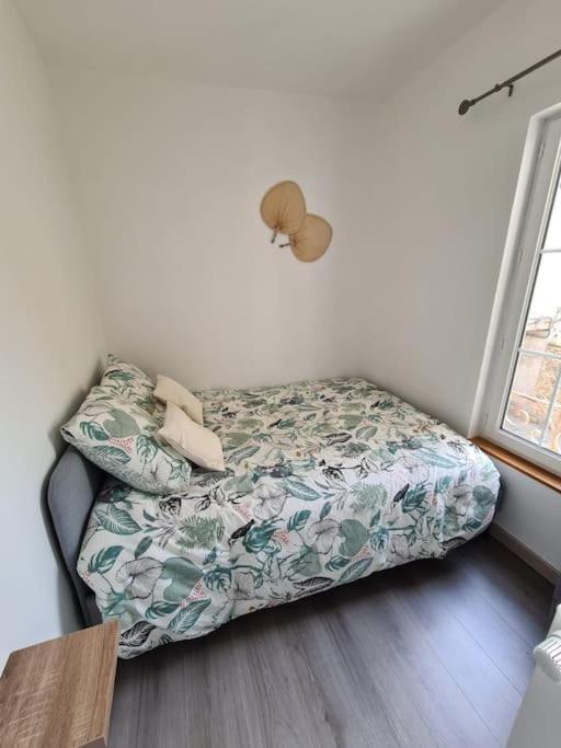 Joli Appartement Tout Confort 샬롱쉬르송 외부 사진
