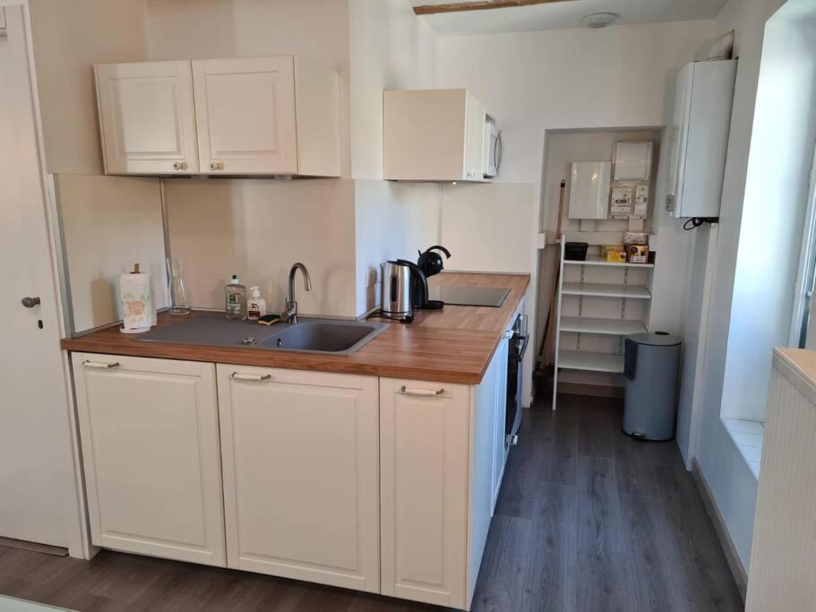 Joli Appartement Tout Confort 샬롱쉬르송 외부 사진