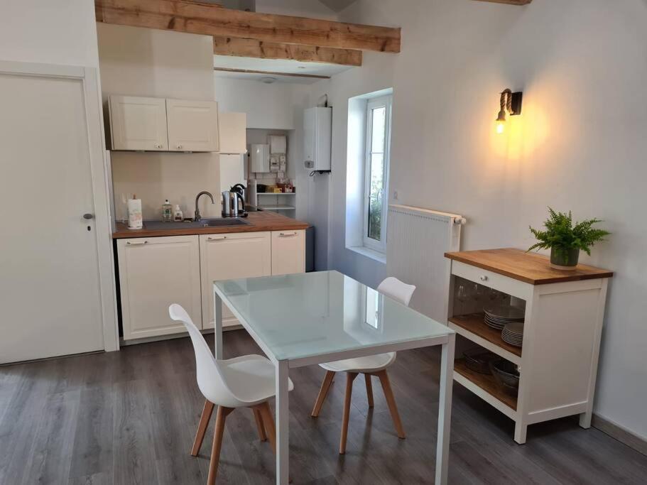Joli Appartement Tout Confort 샬롱쉬르송 외부 사진